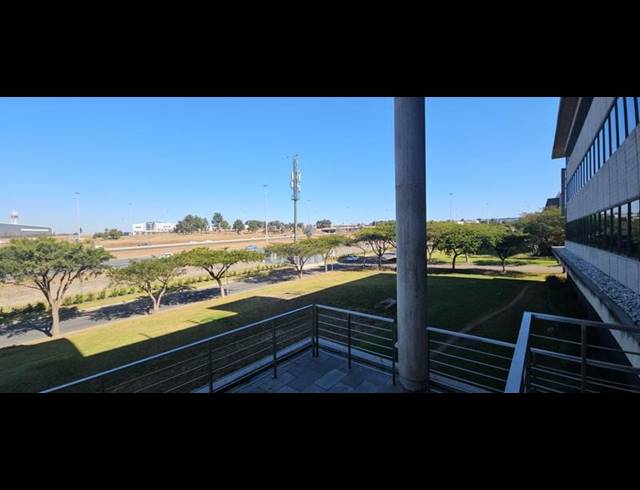 BUSINESS PROPERTY TO RENT IN WATERFALL